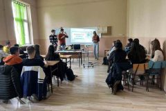 IMG-b49ff50d11b6e6c8ff8e8e717f315e8d-V